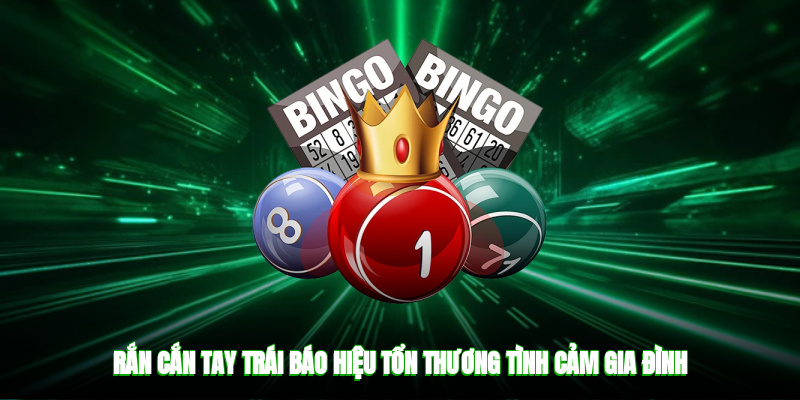 Rắn cắn tay trái báo hiệu tổn thương tình cảm gia đình